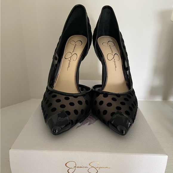 Chic Black Mesh Polka Dot Heels - Picture 4 of 4